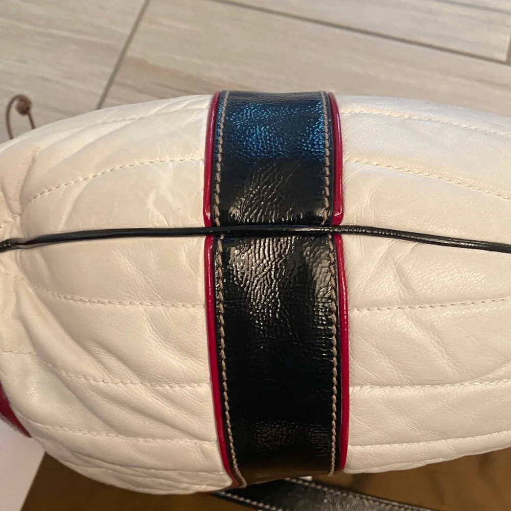 Vintage Gucci leather SNOW GLAM HOBO bag silver hardware  Red, White, and Black